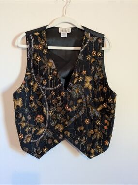 Dalin Black Floral Embroidered Vest